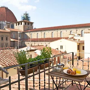 One Of A Kind Near The Duomo W/balcony Palace Florence